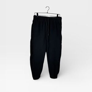 TNA Aritzia Joggers Black Elastic Waistband and drawstring Size Medium (L)